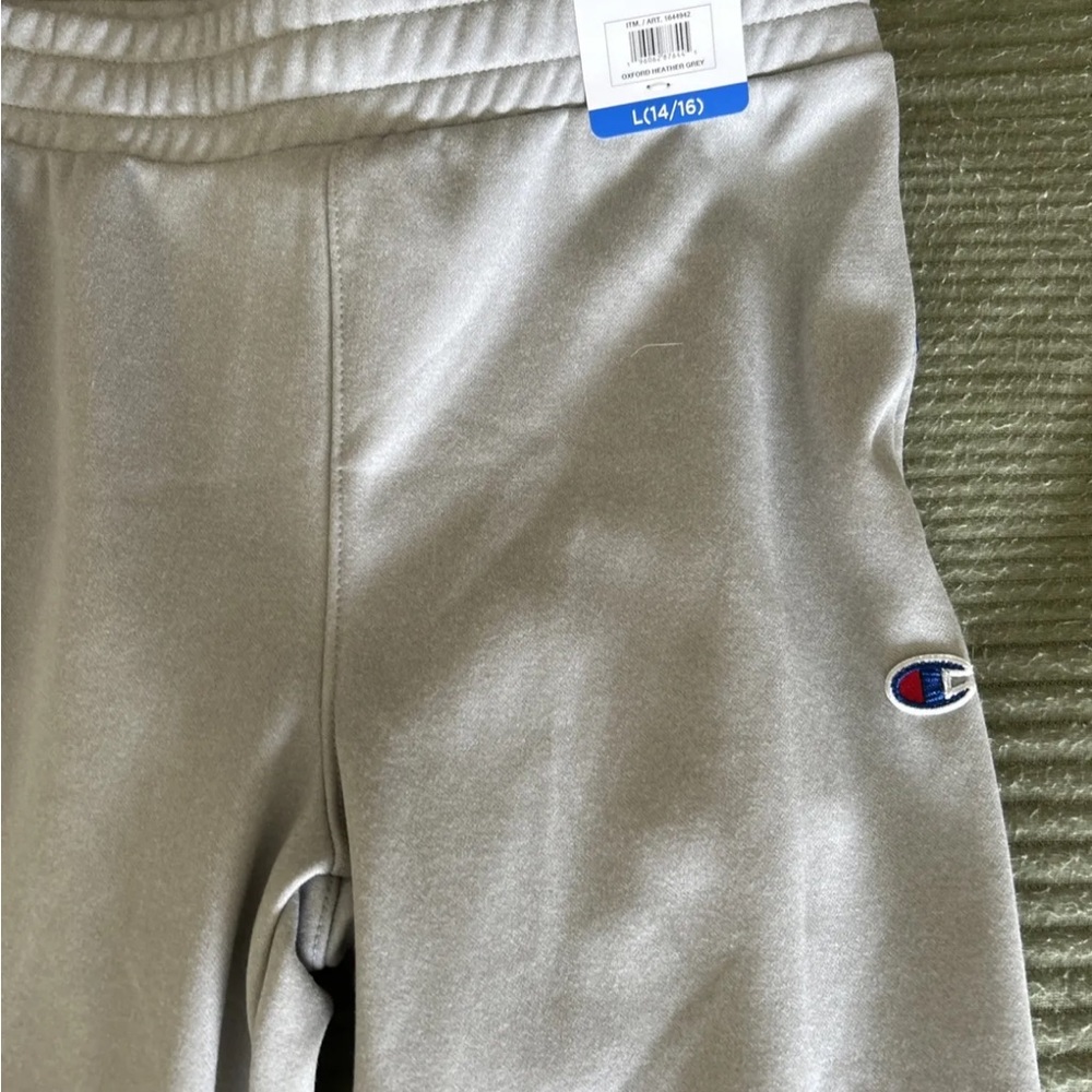 Size large champion jogger pants! BNWT!
